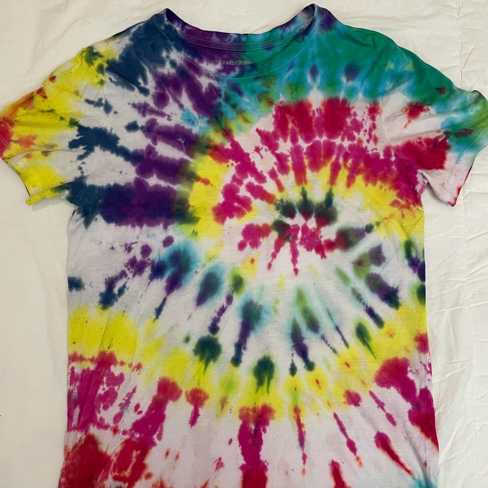 Handmade tie-dye t shirt M